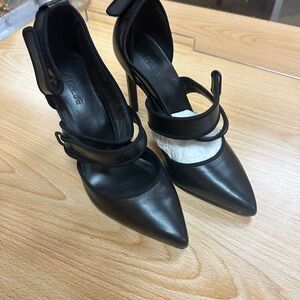 Chic Black Heels with Straps